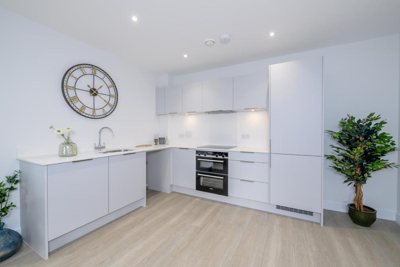 5 Middlecombe - Luxury Apartment At Byron Woolacombe, Only 4 Minute Walk To Woolacombe Beach! المظهر الخارجي الصورة